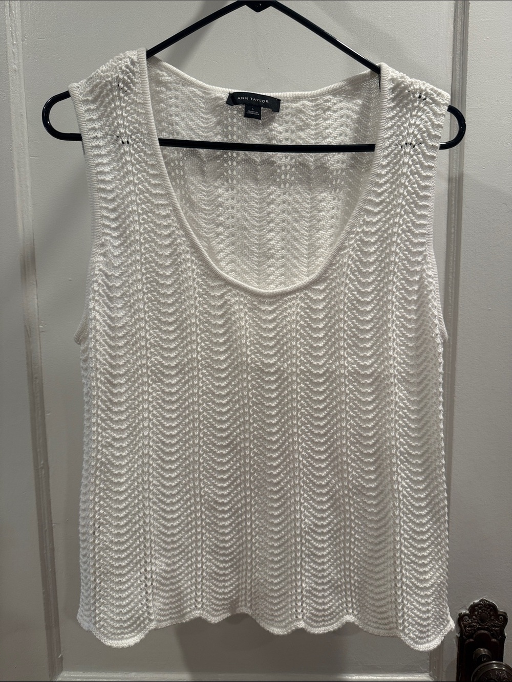 NWOT Ann Taylor White Open-Knit Scoop Neck Tank